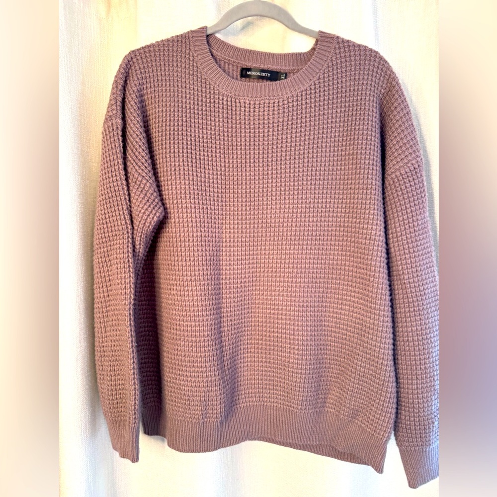 Merokeety Purple sweater. Size XL. Smoke free home